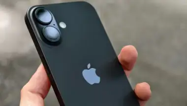 iPhone खरीदने वालों को झटका! Apple ने चुपचाप बदला डिस्काउंट सिस्टम, पुराने मॉडल महंगे हो जाएंगे