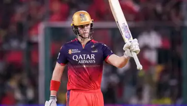 जैकब बेथेल को आखिरकार मिला RCB में मौका, कुक बनाम पीटरसन IPL बहस के बीच