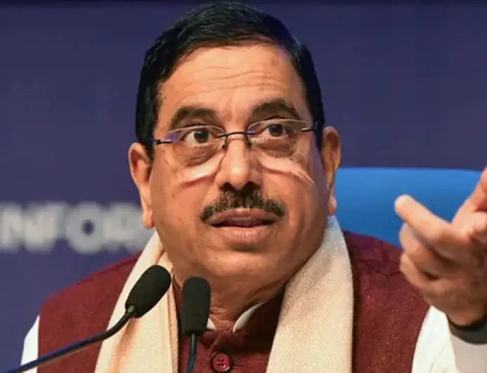 कांग्रेस शासित राज्यों में बढ़ रहे लव जिहाद के मामले, प्रह्लाद जोशी का बड़ा आरोप